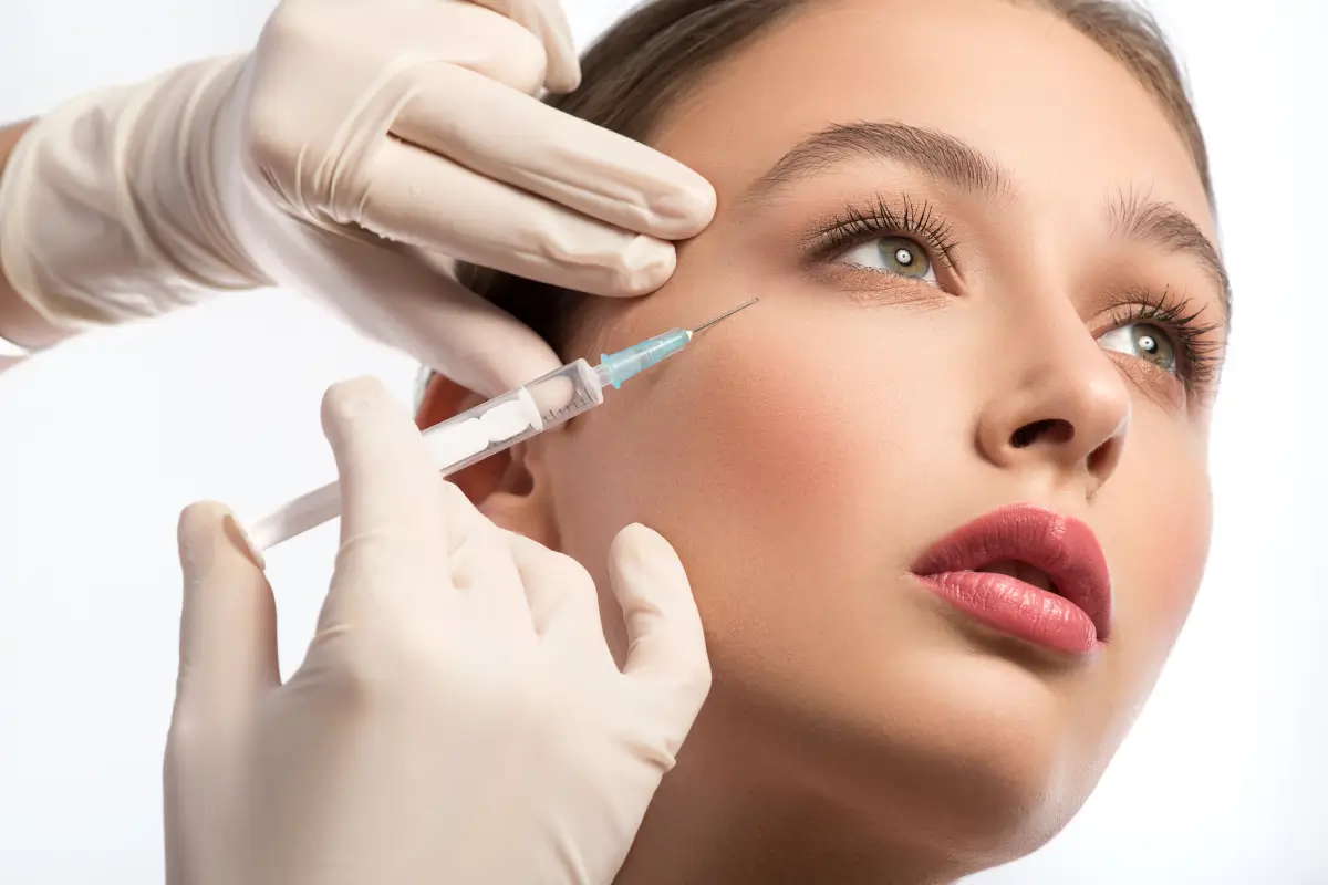Lady getting Injectables at Embrace Wellness | Bismarck, ND